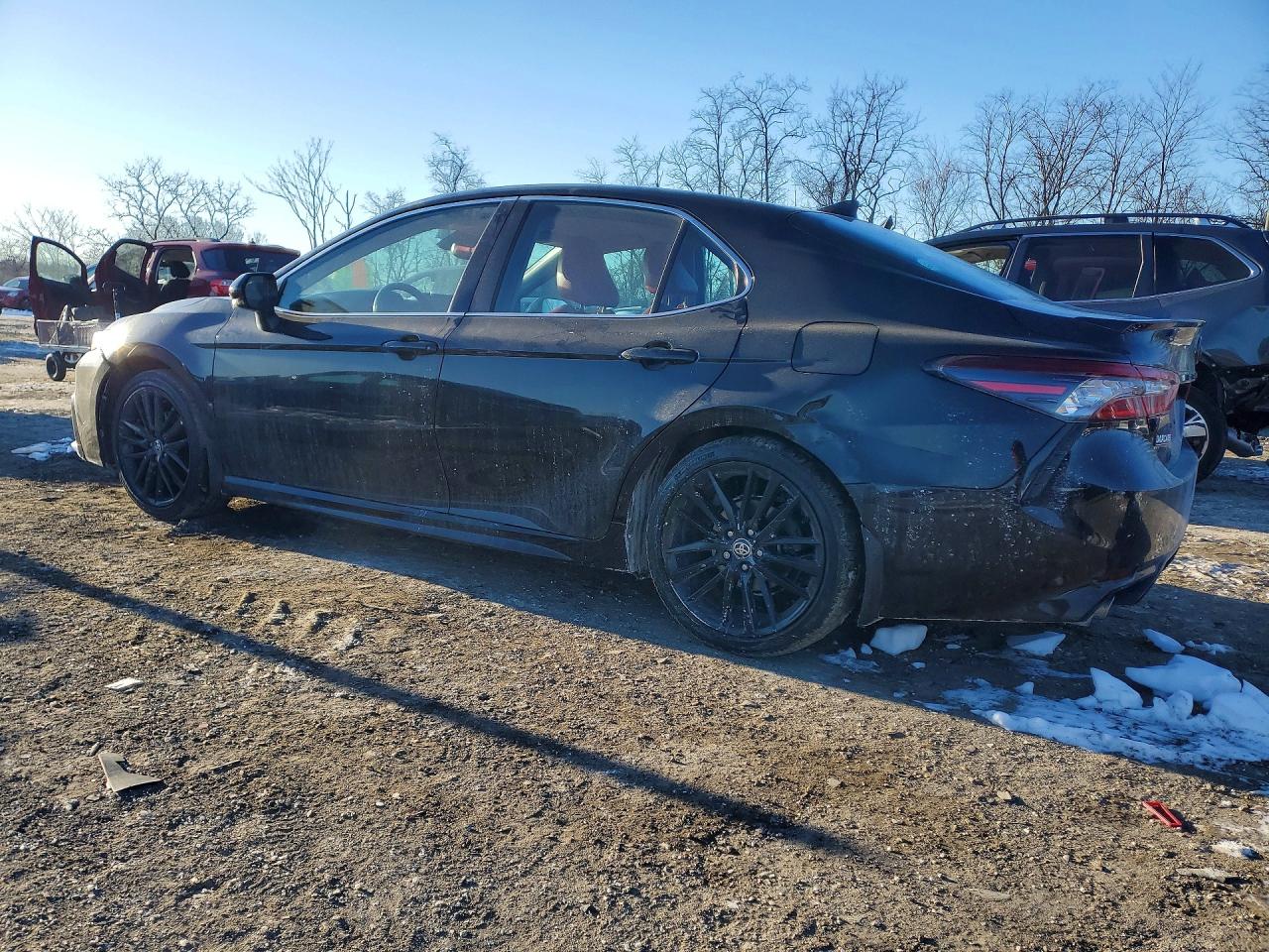 2022 TOYOTA CAMRY XSE photo 4