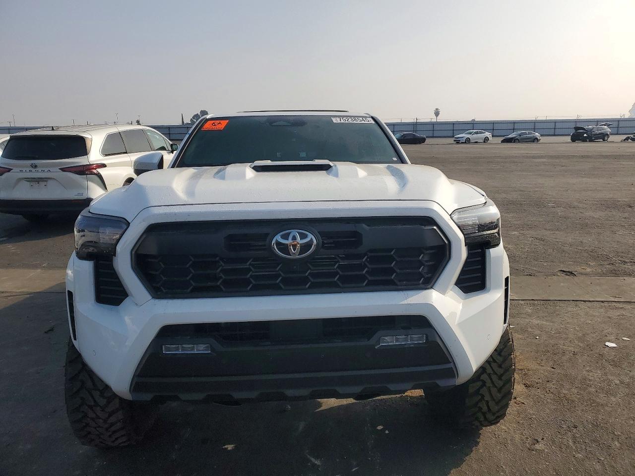 2025 TOYOTA TACOMA DOUBLE CAB photo 13