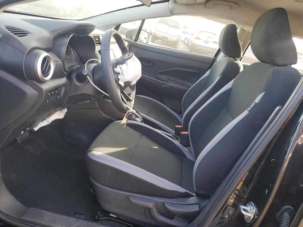 2025 NISSAN VERSA S photo 13