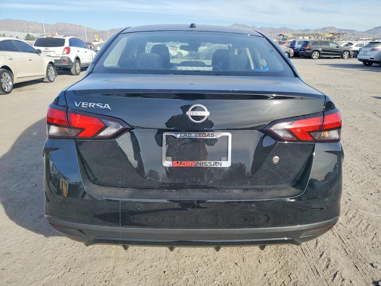 2025 NISSAN VERSA S photo 11