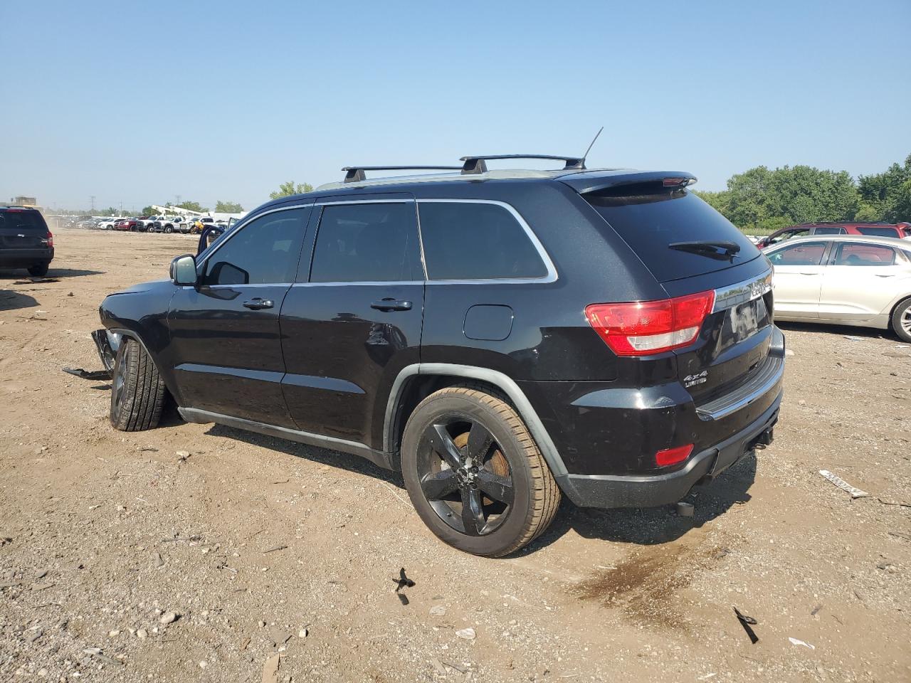 2011 JEEP GRAND CHEROKEE LIMITED photo 4