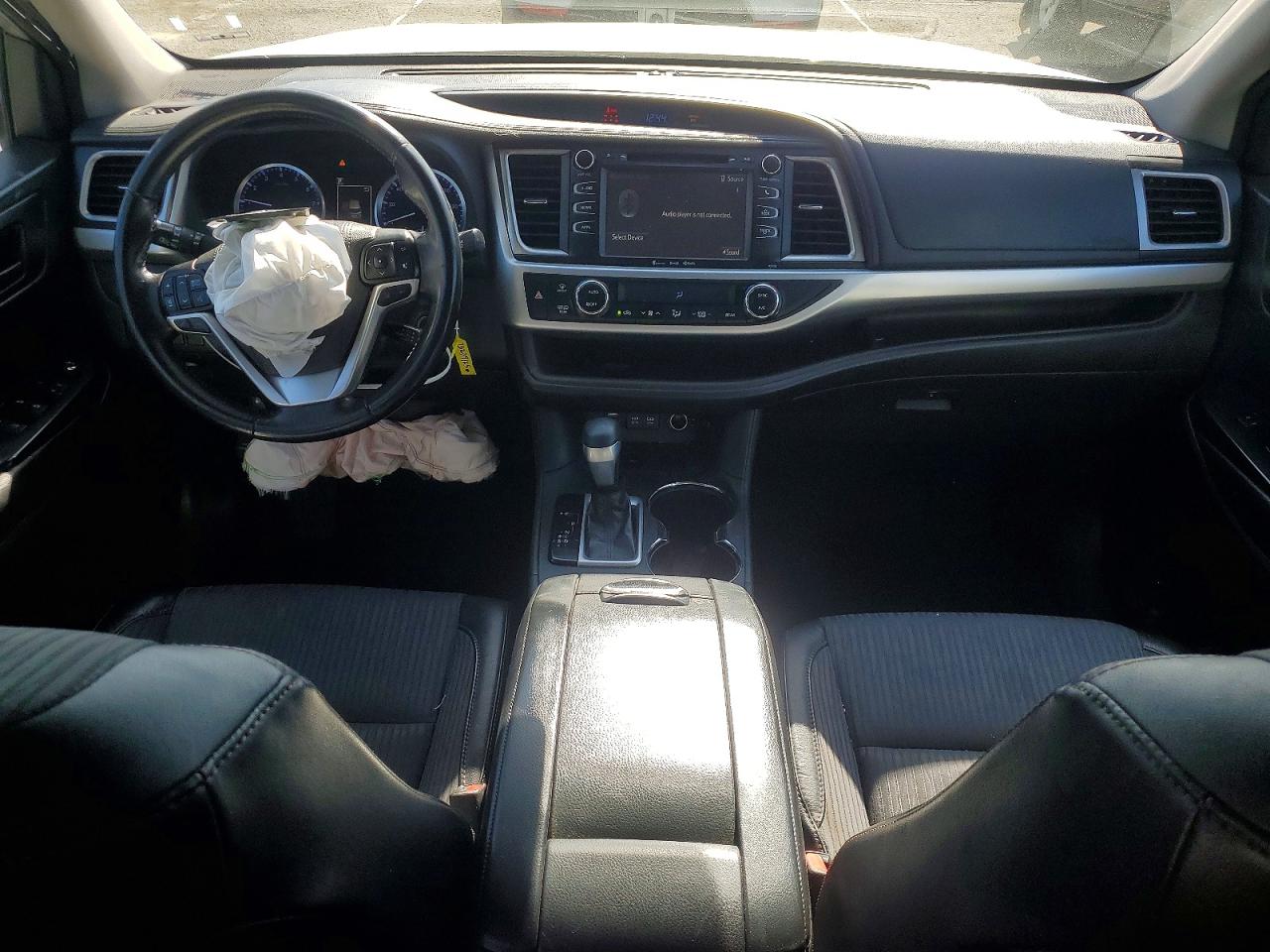 2018 TOYOTA HIGHLANDER LE PLUS photo 8