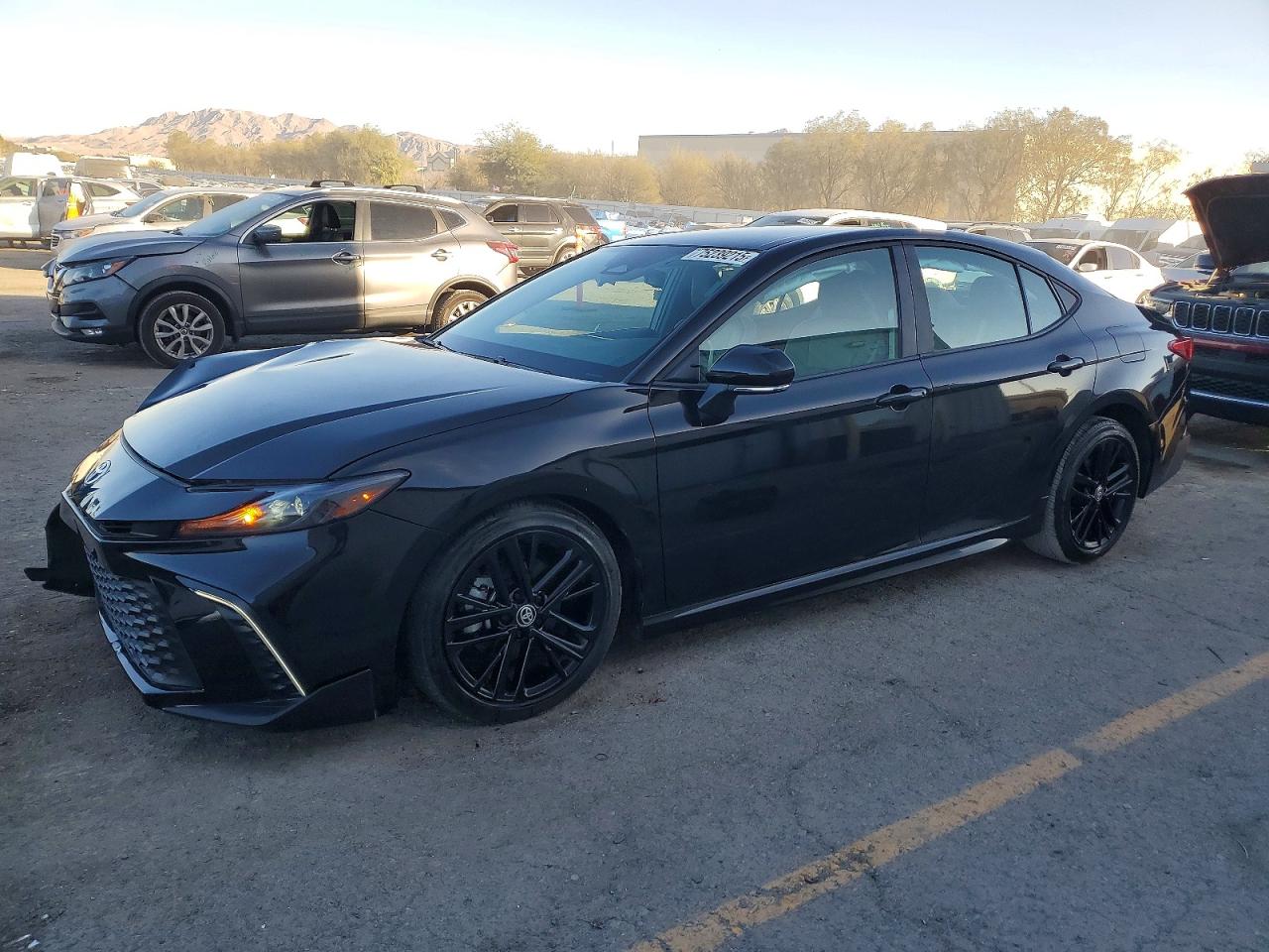 2025 TOYOTA CAMRY