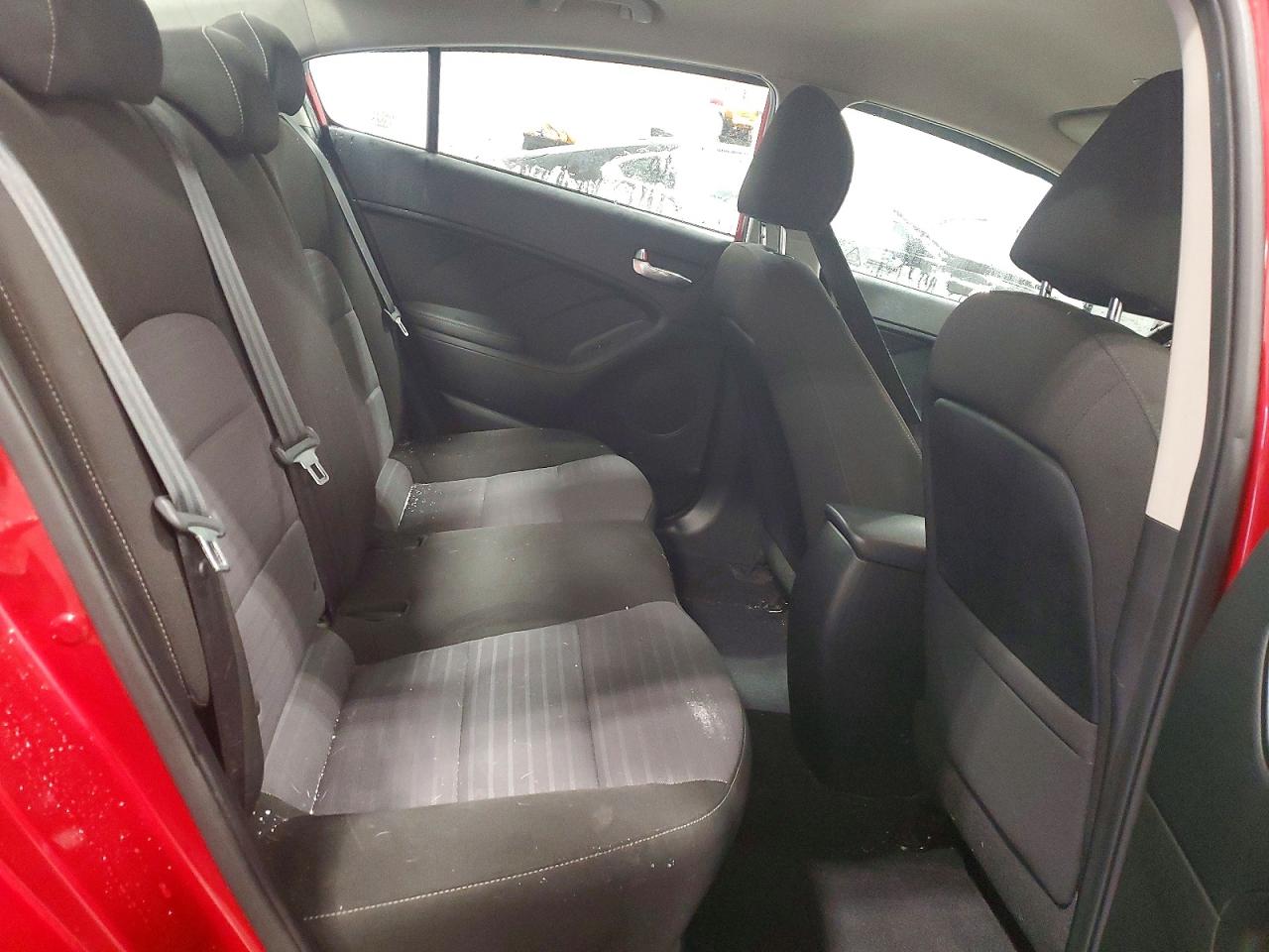 2017 KIA FORTE LX photo 28