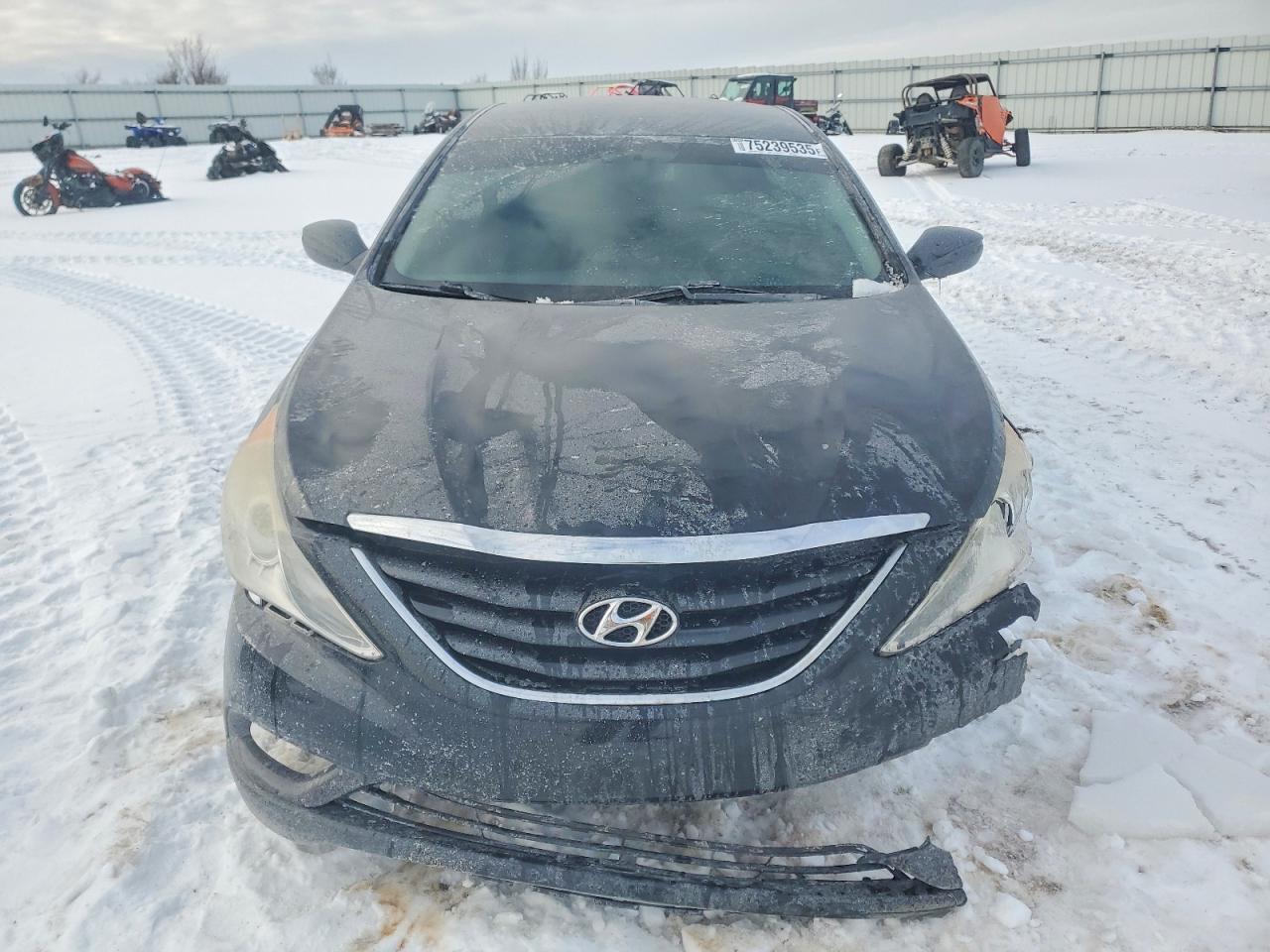 2013 HYUNDAI SONATA GLS photo 13