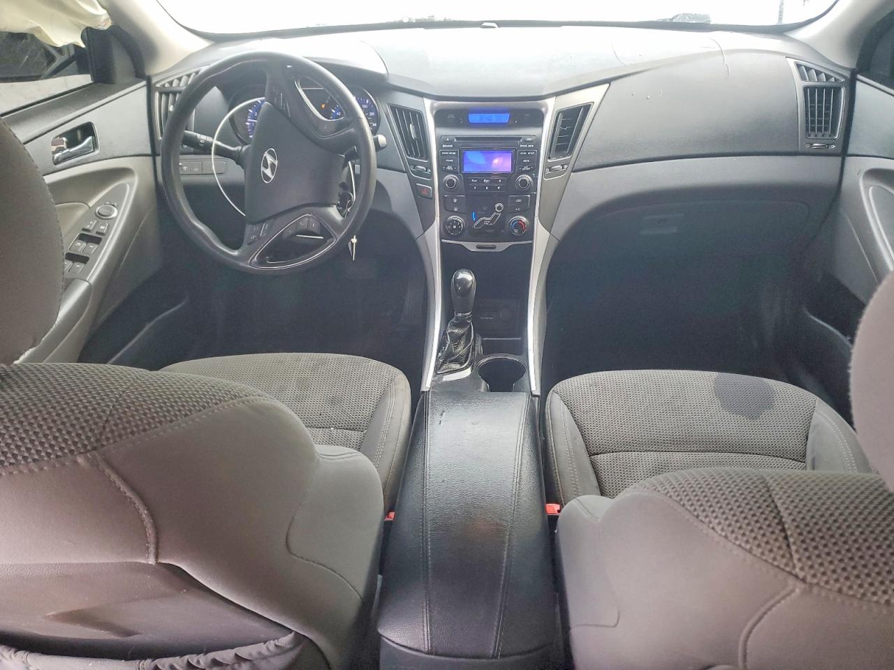 2013 HYUNDAI SONATA GLS photo 22