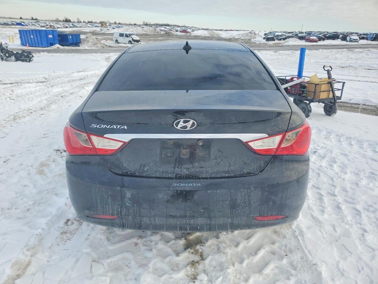 2013 HYUNDAI SONATA GLS photo 16