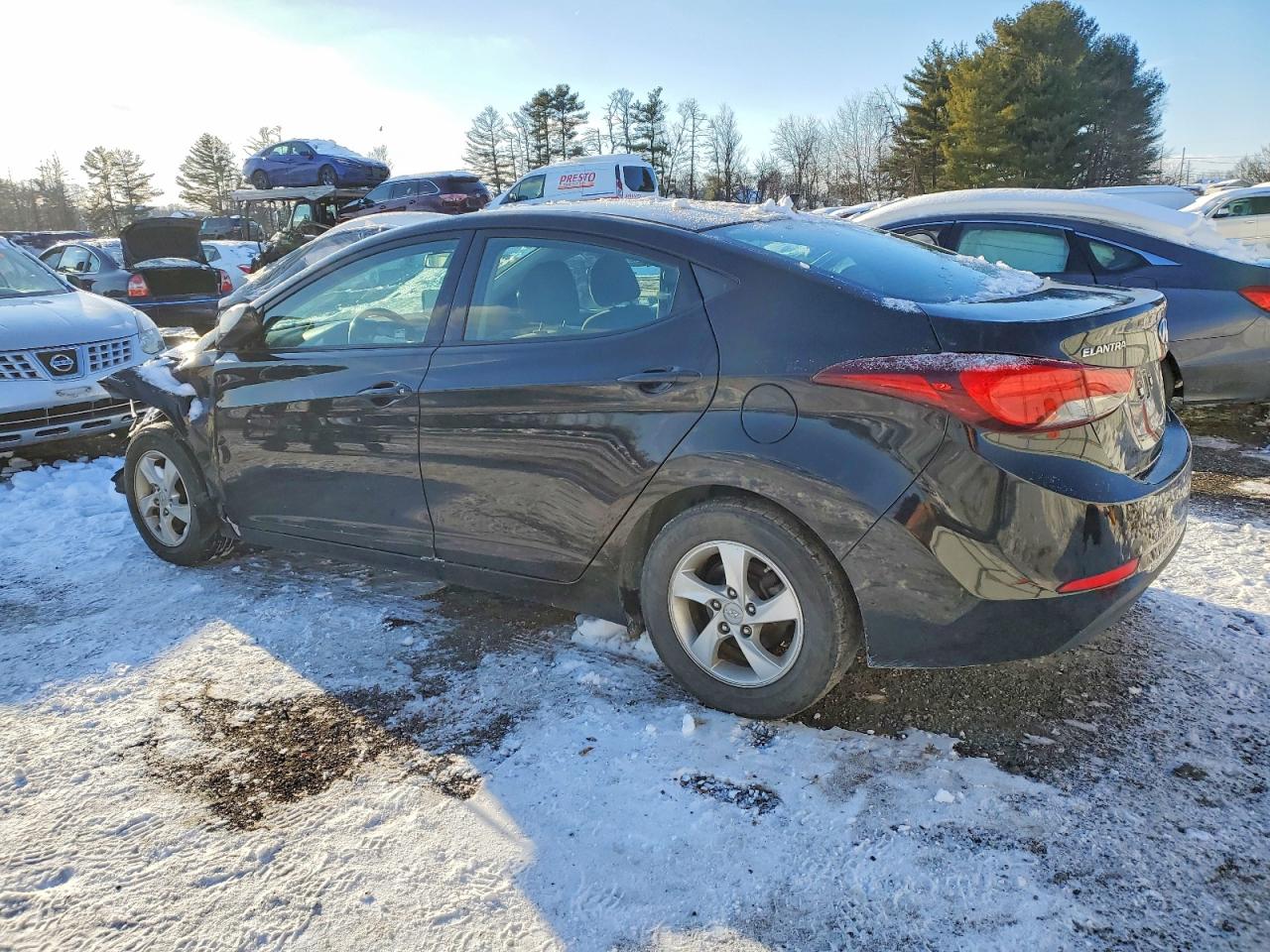 2014 HYUNDAI ELANTRA SE photo 3