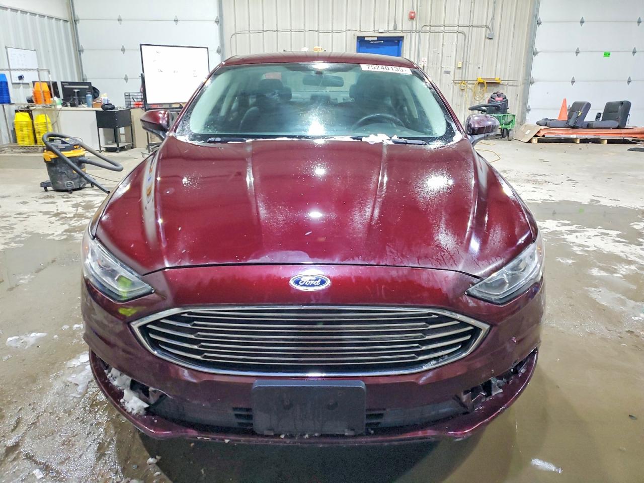 2017 FORD FUSION SE photo 9
