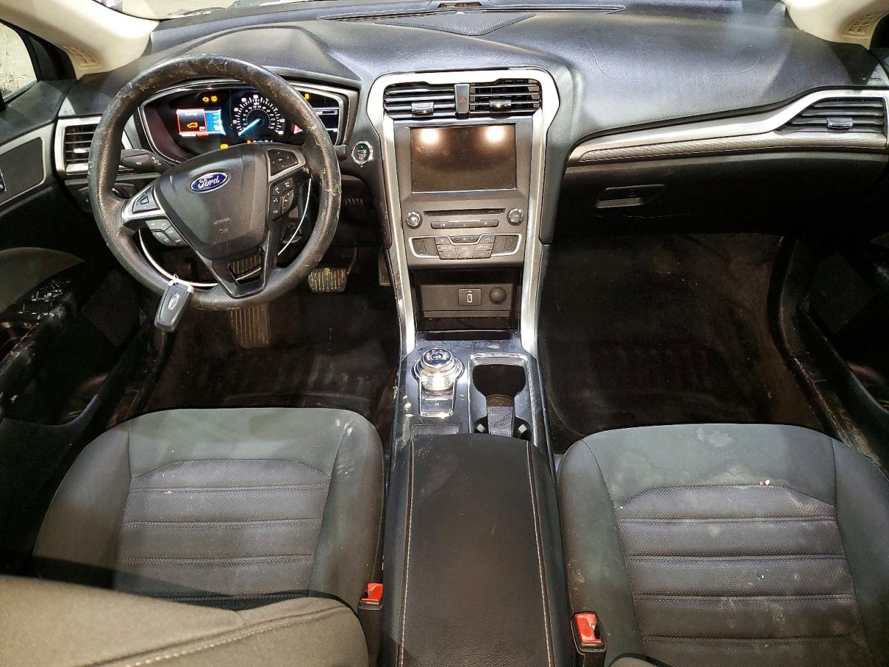 2017 FORD FUSION SE photo 15