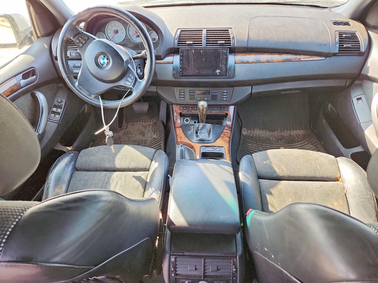 2005 BMW X5 4.8IS photo 8