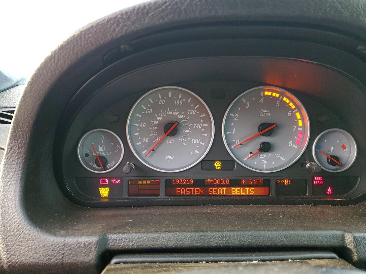 2005 BMW X5 4.8IS photo 9