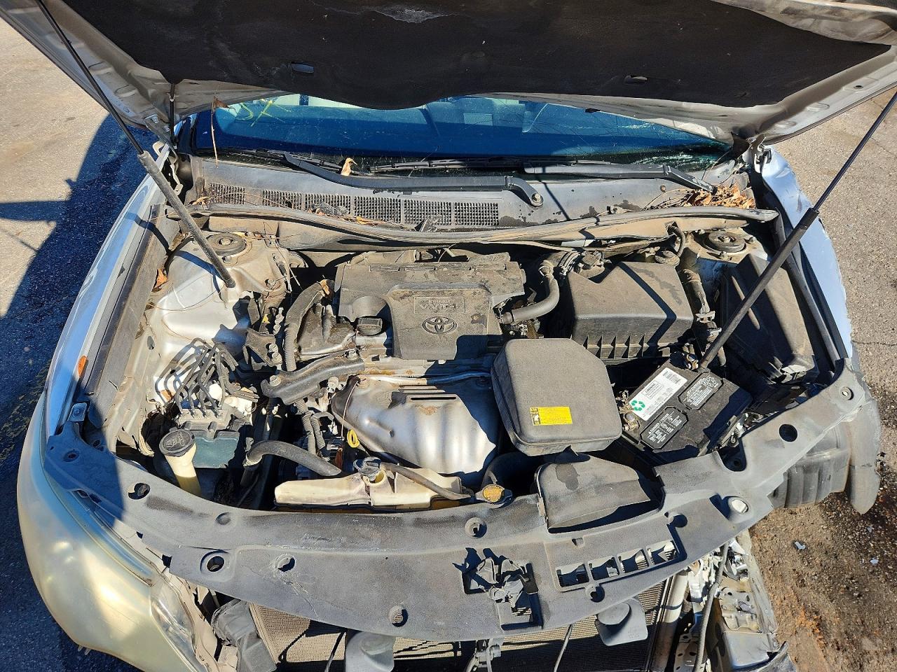 2013 TOYOTA CAMRY LE photo 21