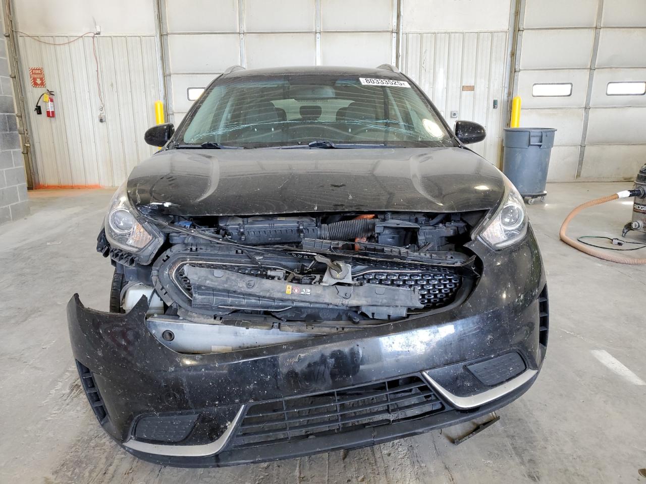 2017 KIA NIRO FE photo 13