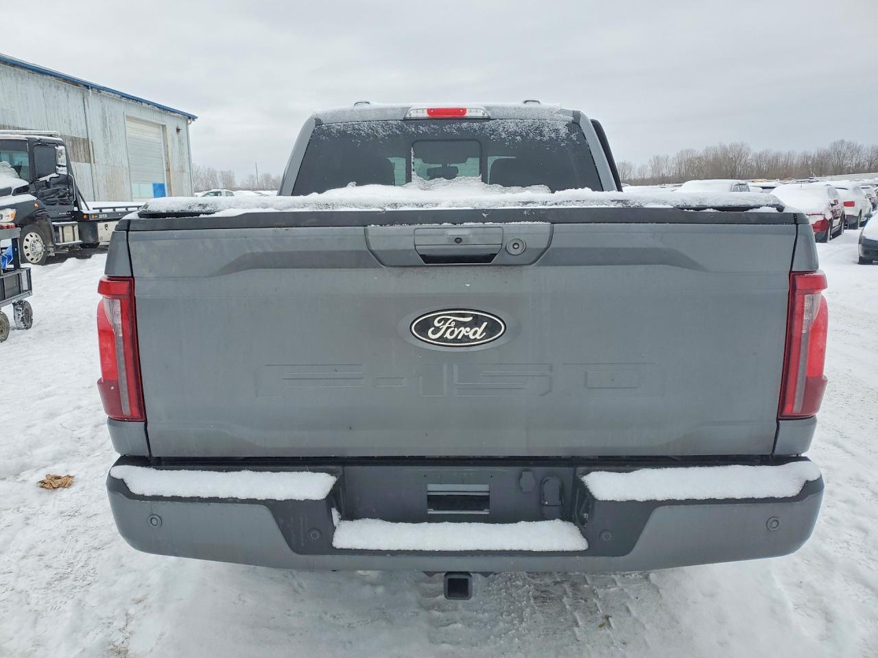 2025 FORD F150 XLT photo 16