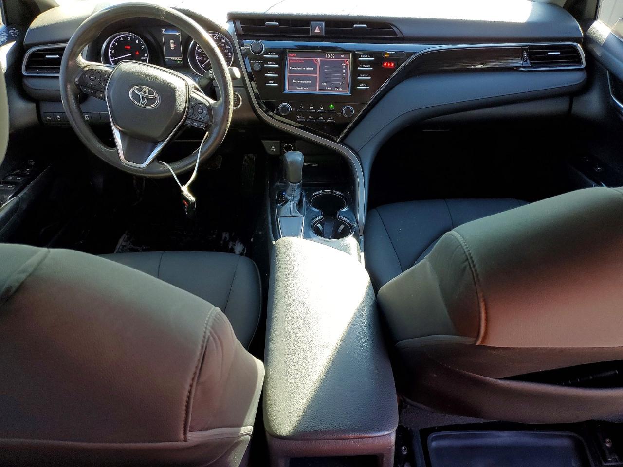 2019 TOYOTA CAMRY L photo 8