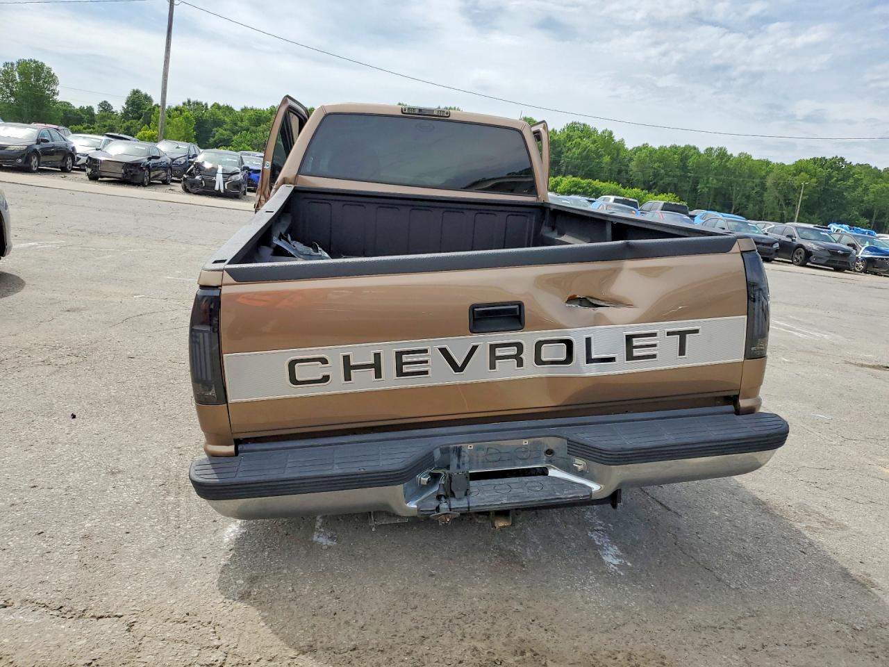 1997 CHEVROLET GMT-400 C1500 photo 11