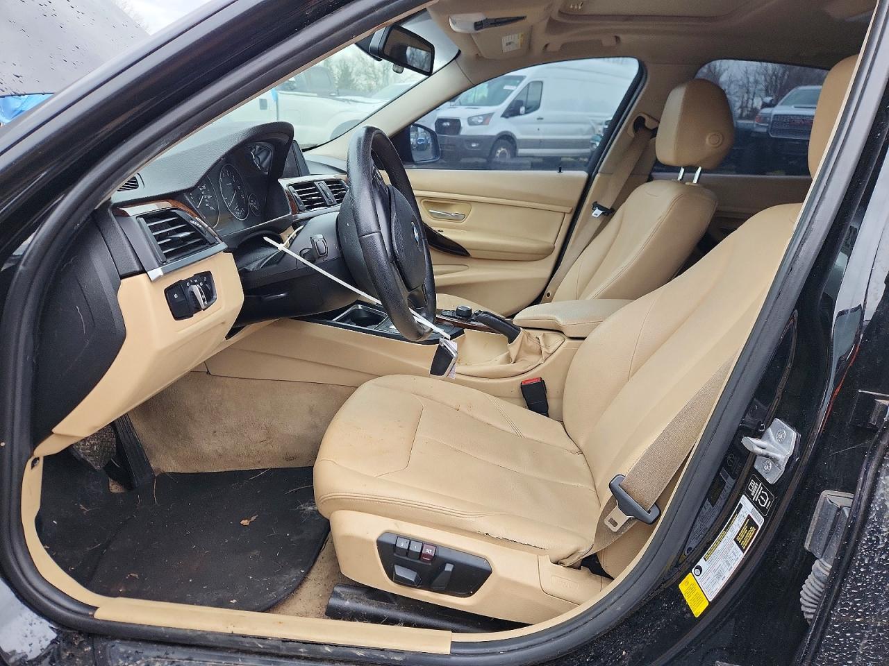 2015 BMW 320 I photo 19