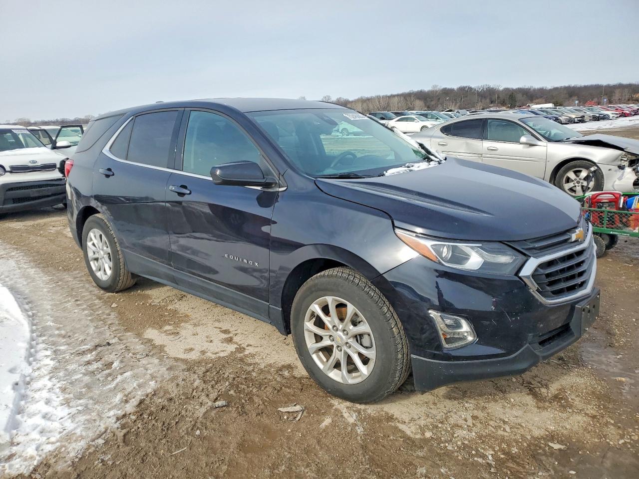 2020 CHEVROLET EQUINOX LT photo 4