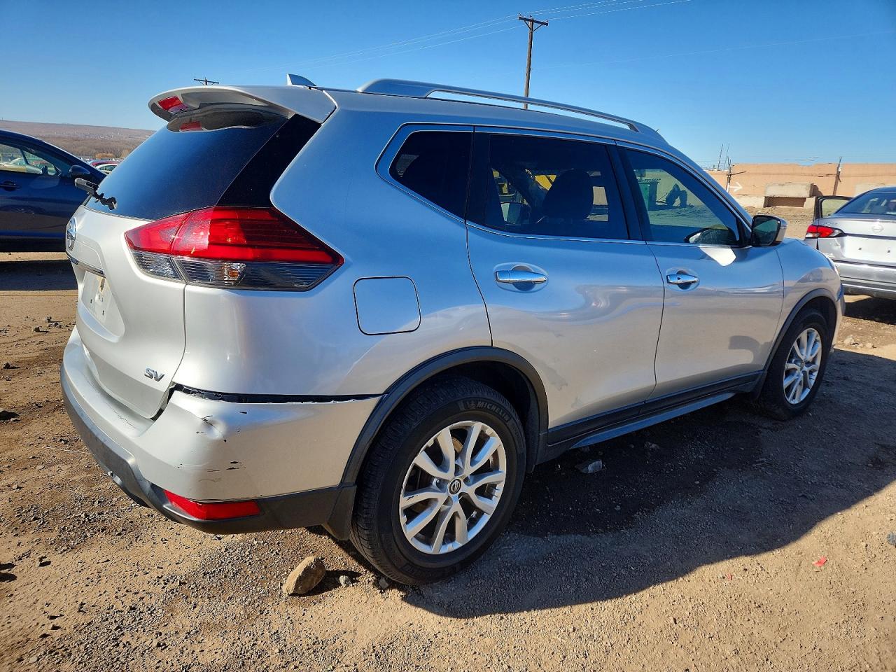 2017 NISSAN ROGUE SV photo 7