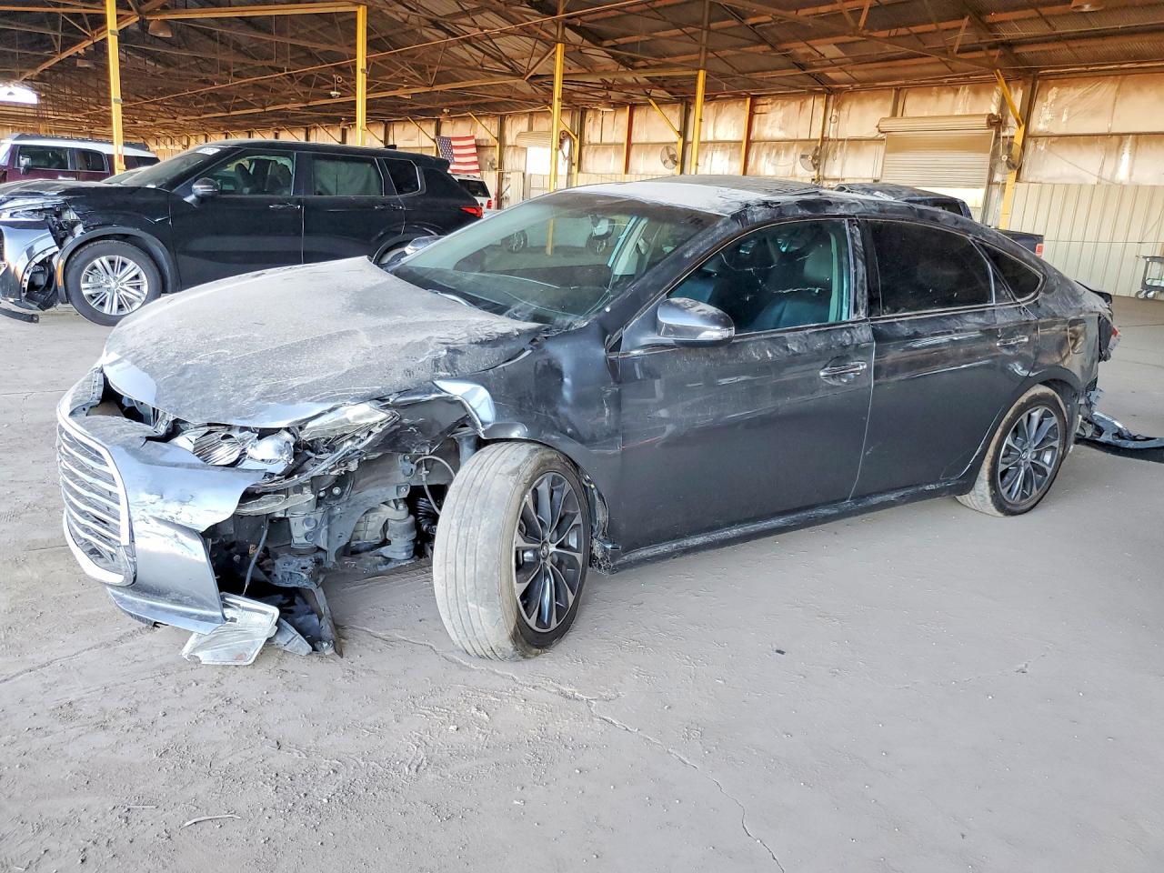 2016 TOYOTA AVALON