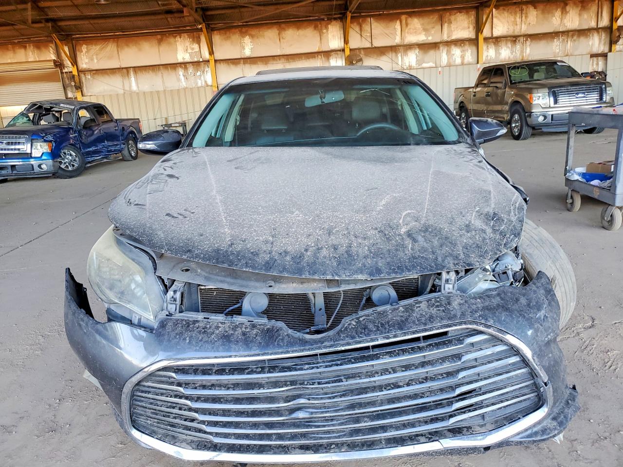 2016 TOYOTA AVALON photo 9