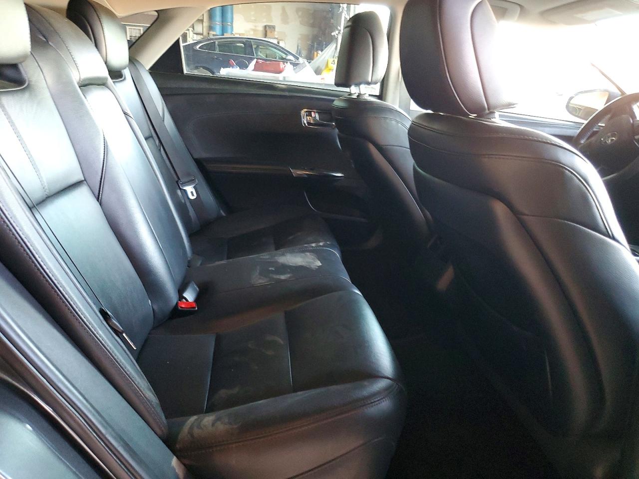 2016 TOYOTA AVALON photo 19