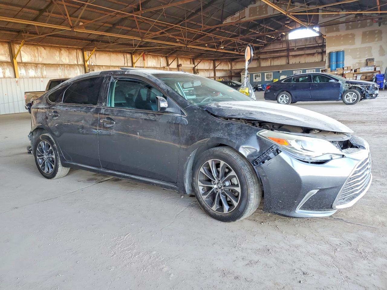 2016 TOYOTA AVALON photo 7