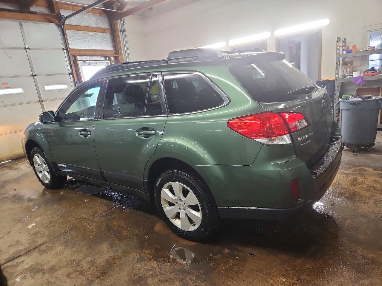 2012 SUBARU OUTBACK 2.5I PREMIUM photo 4