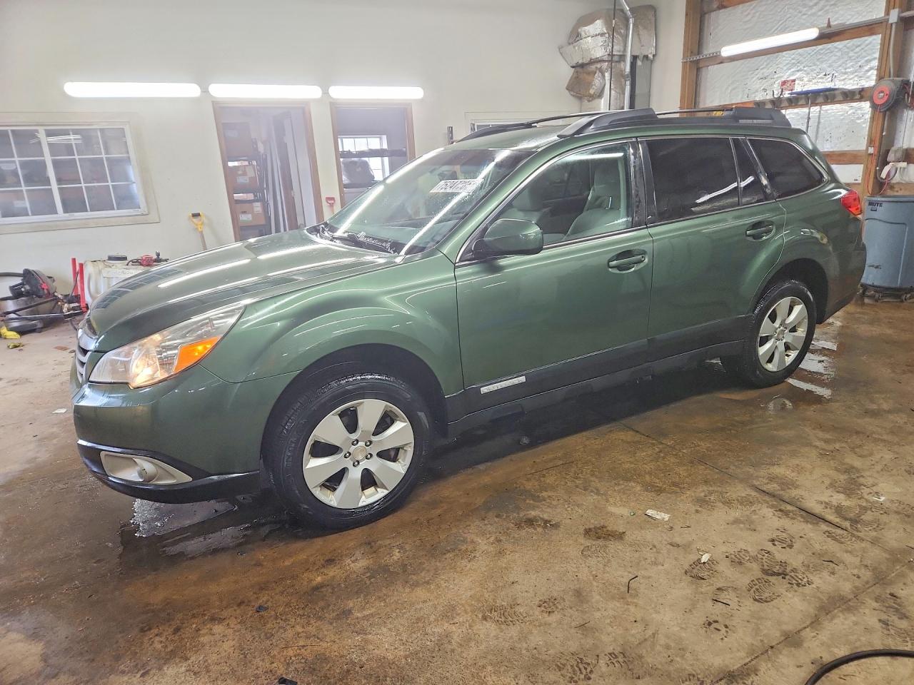 2012 SUBARU OUTBACK