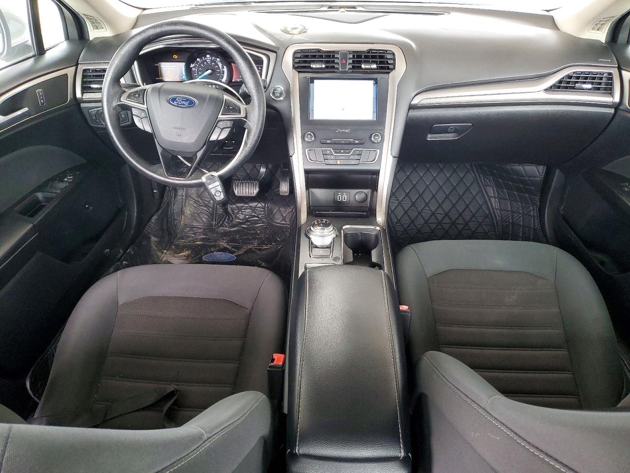 2019 FORD FUSION SE photo 15