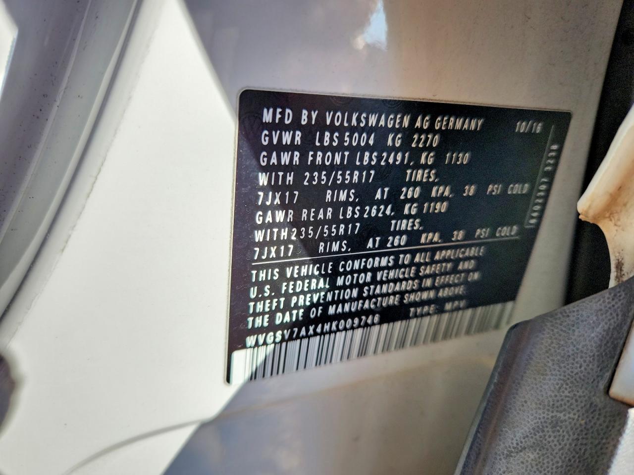2017 VOLKSWAGEN TIGUAN WOLFSBURG photo 40