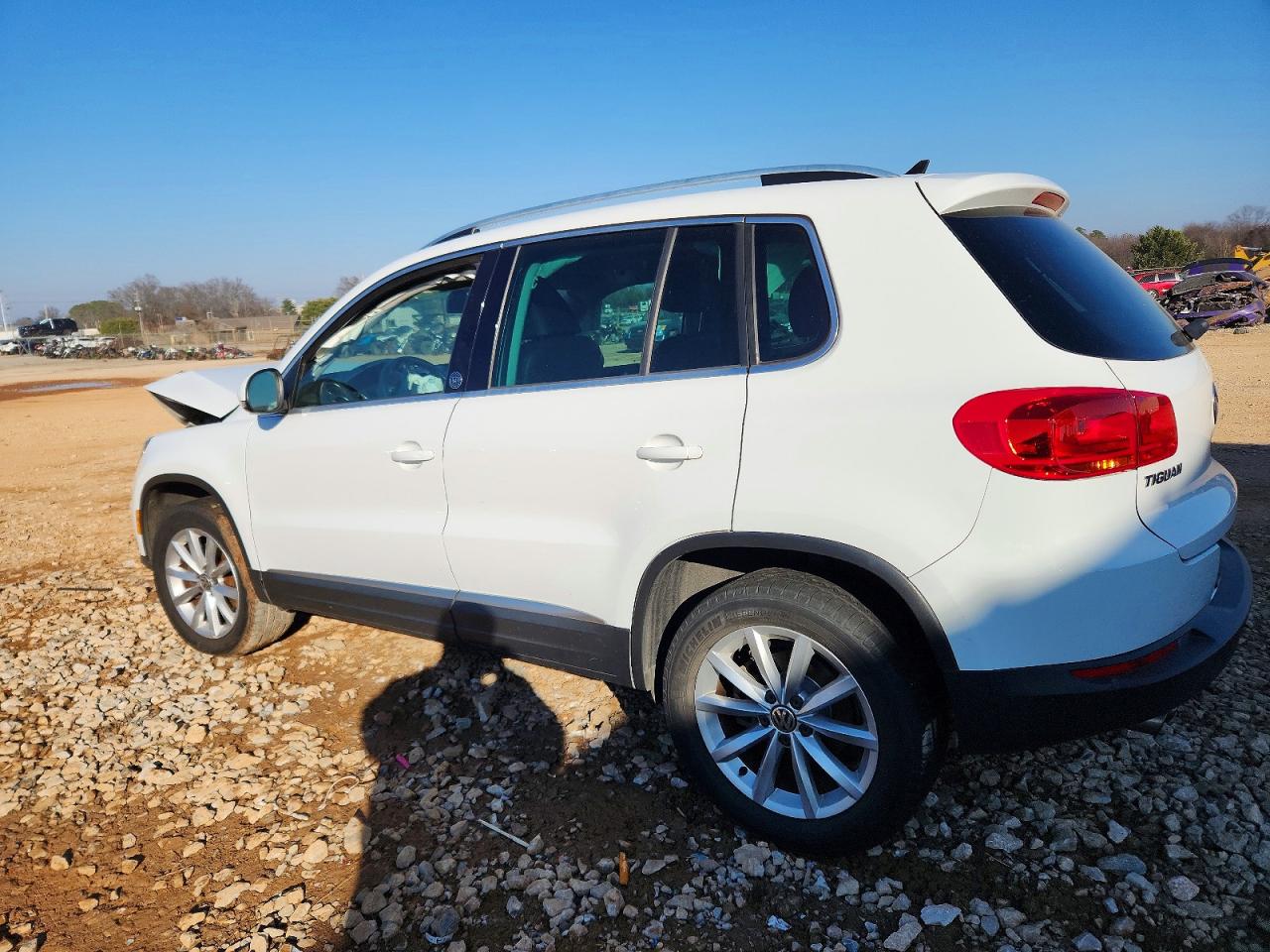 2017 VOLKSWAGEN TIGUAN WOLFSBURG photo 4