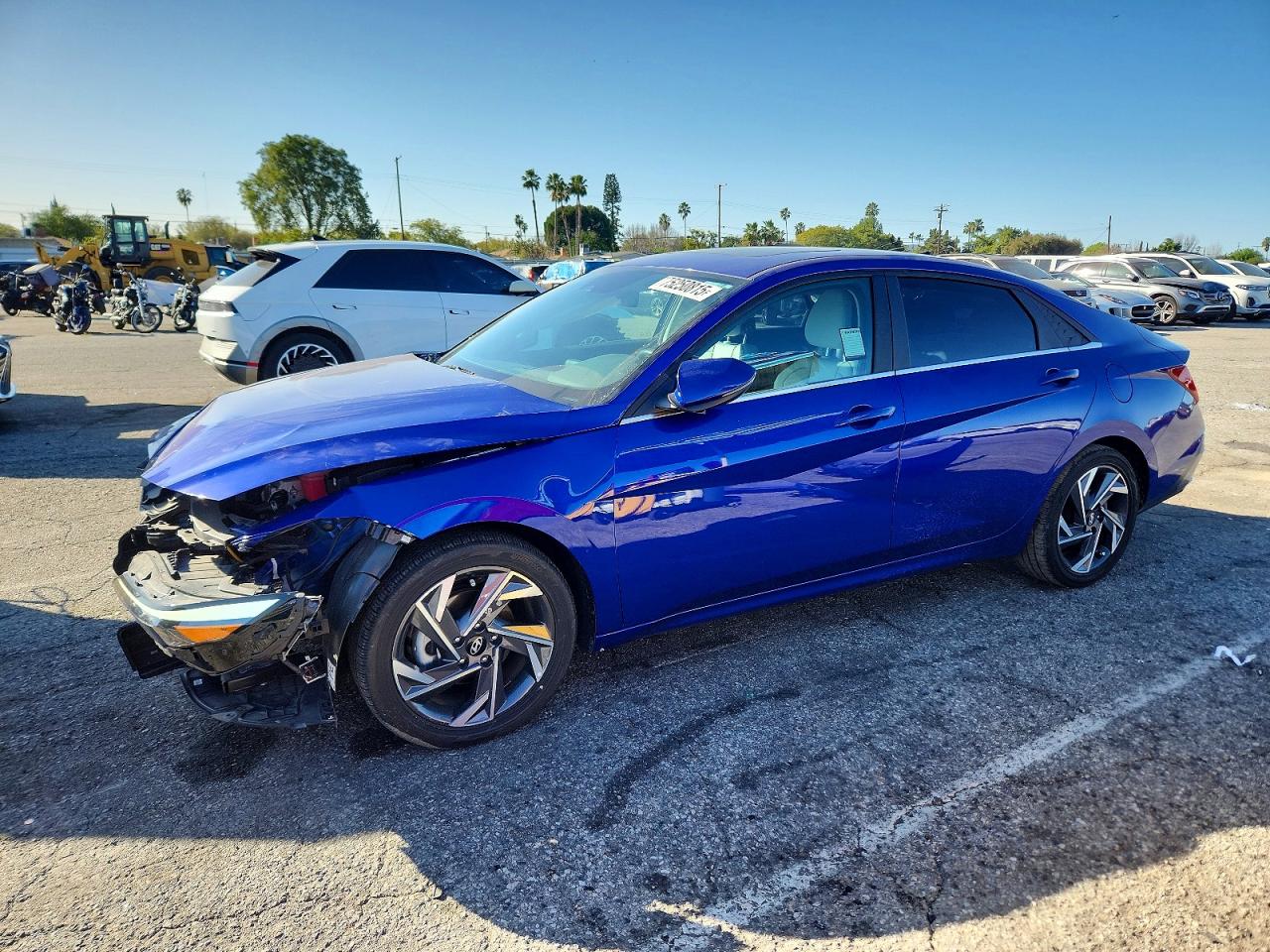 2024 HYUNDAI ELANTRA