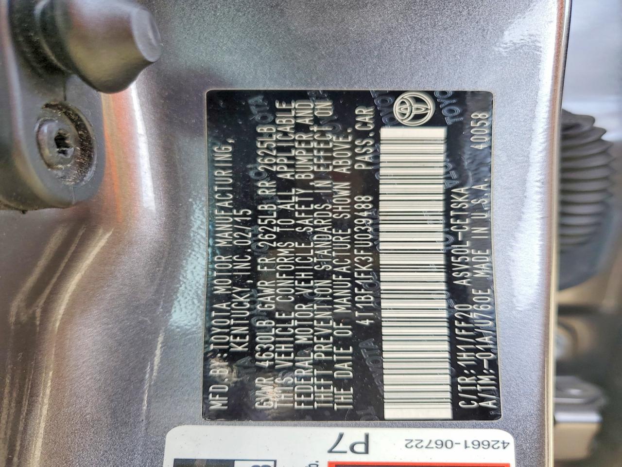 2015 TOYOTA CAMRY LE photo 34