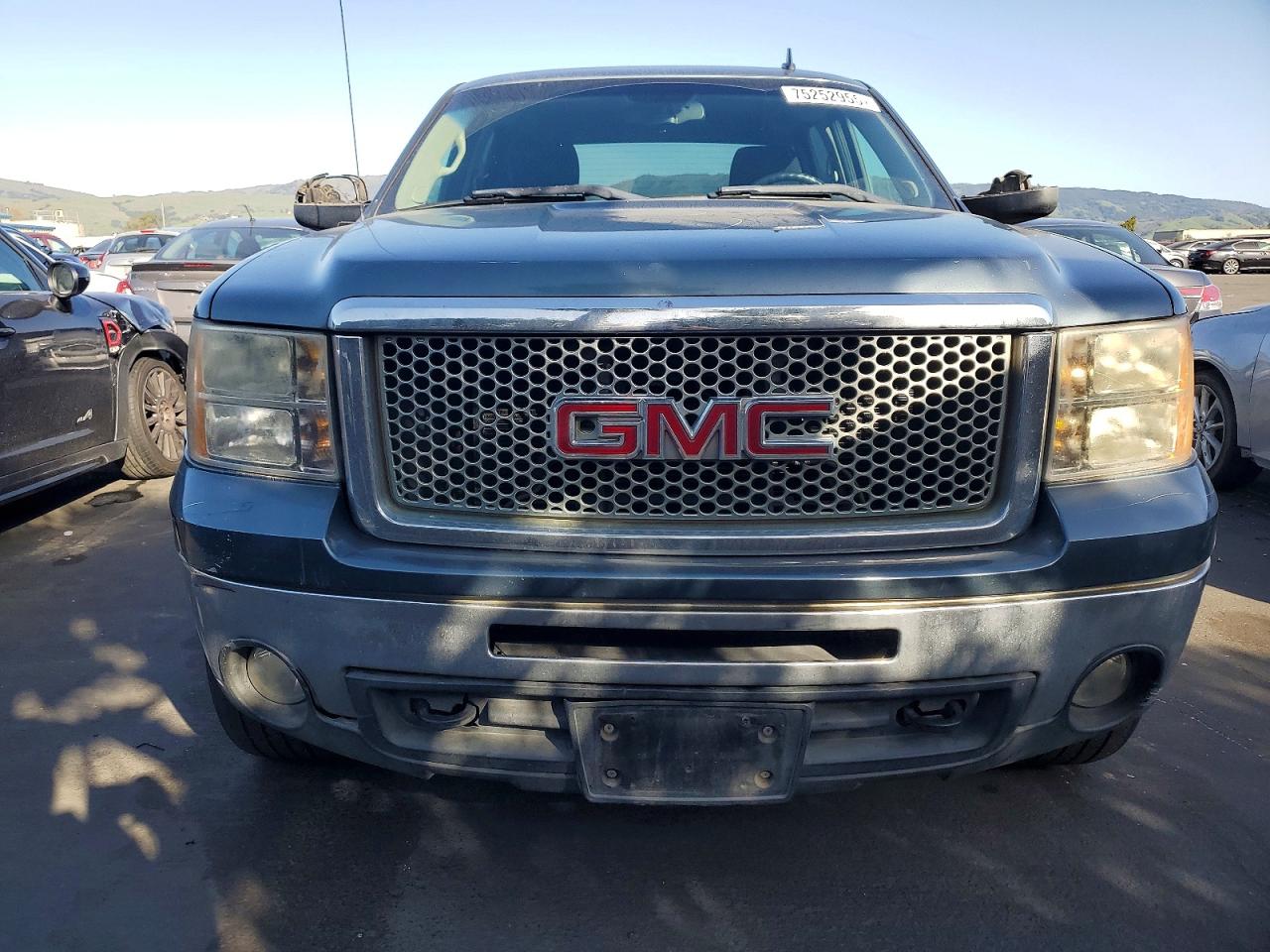 2011 GMC SIERRA C1500 SLE photo 9