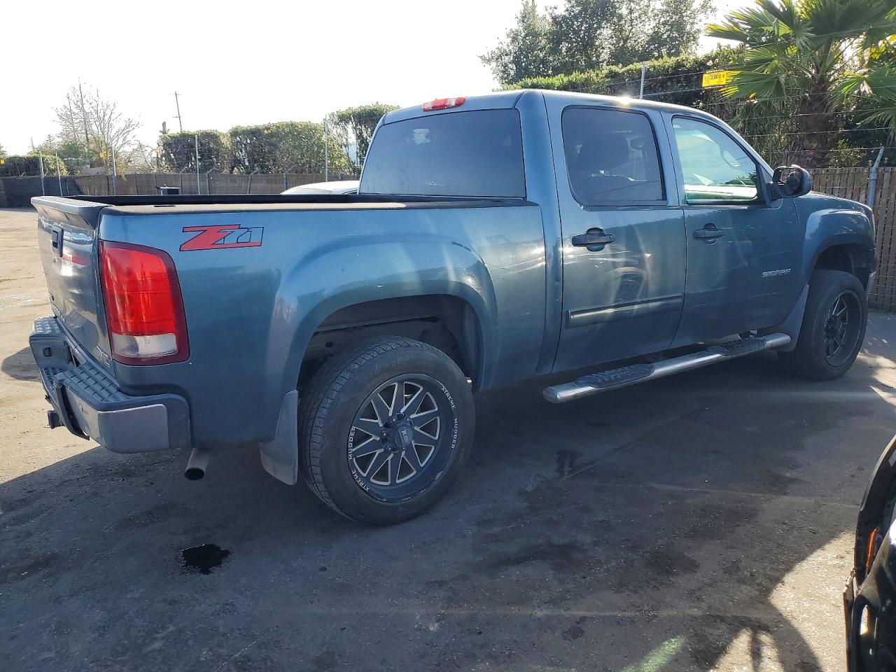2011 GMC SIERRA C1500 SLE photo 5