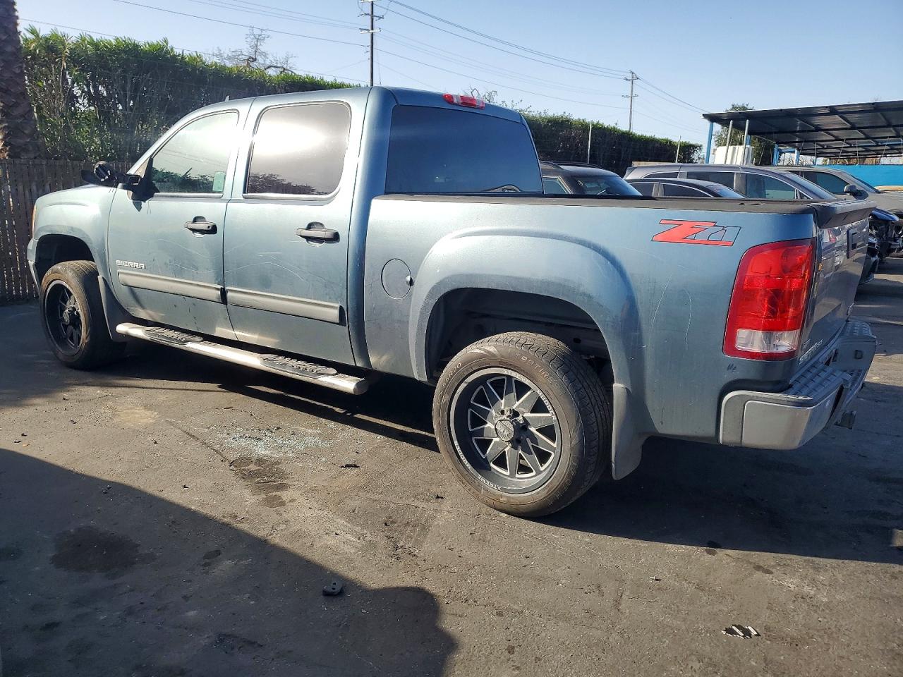 2011 GMC SIERRA C1500 SLE photo 3