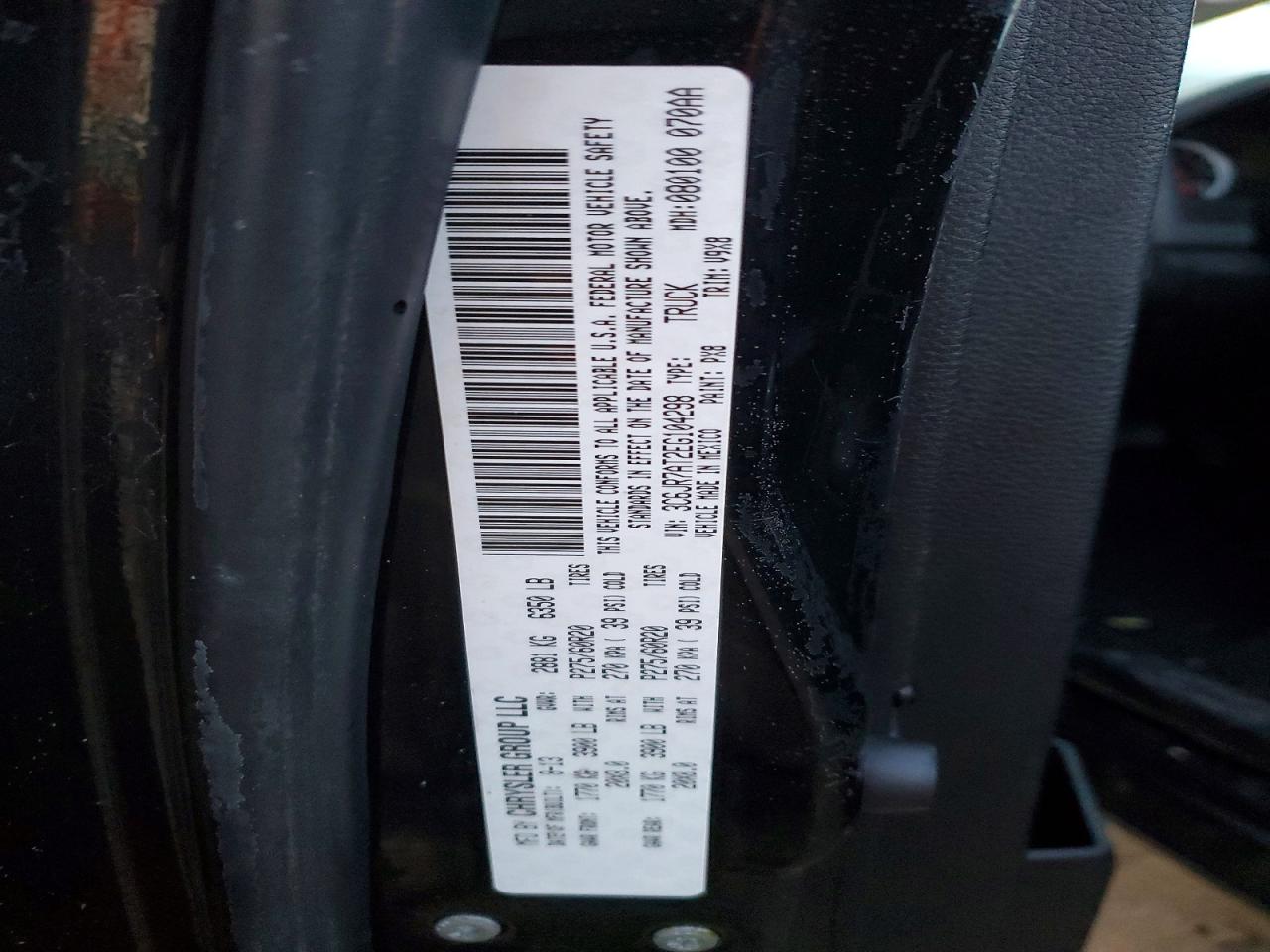 2014 RAM 1500 ST photo 23