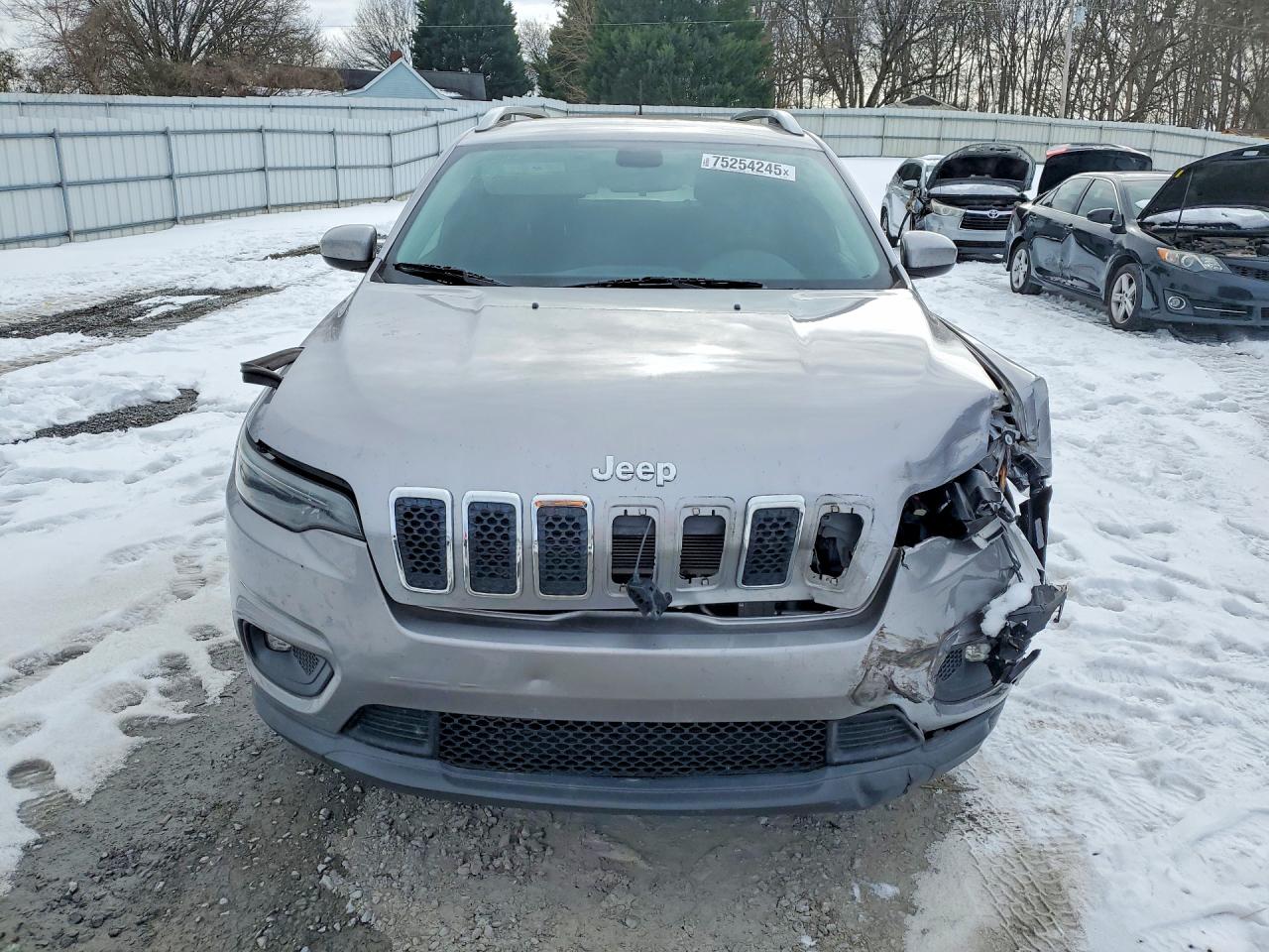 2019 JEEP CHEROKEE LATITUDE photo 9