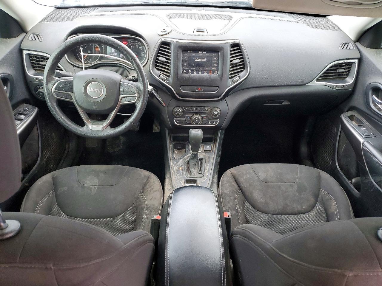 2019 JEEP CHEROKEE LATITUDE photo 15