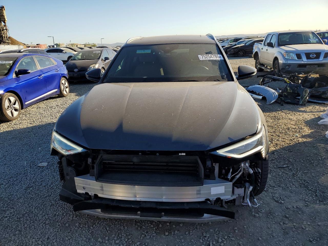 2022 AUDI E-TRON PREMIUM PLUS photo 9