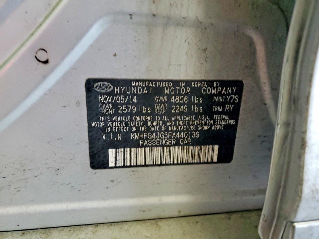 2015 HYUNDAI AZERA BASE photo 34