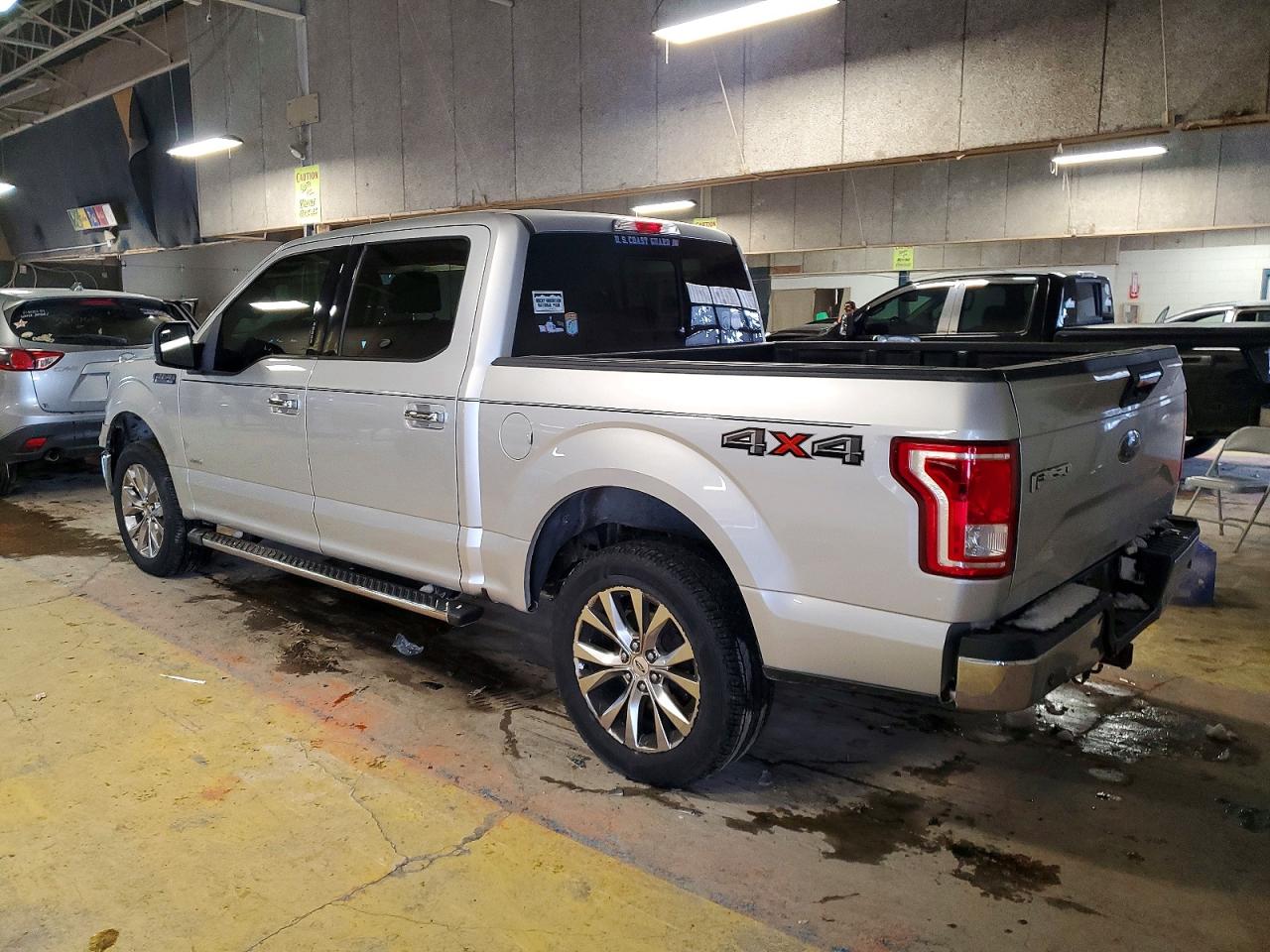 2016 FORD F150 SUPERCREW photo 2