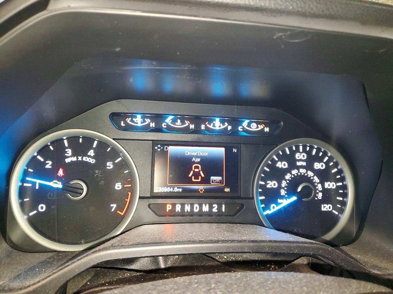 2016 FORD F150 SUPERCREW photo 9