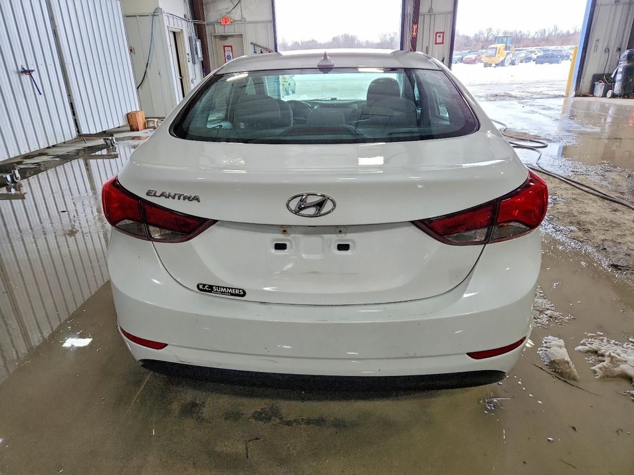 2016 HYUNDAI ELANTRA SE photo 11