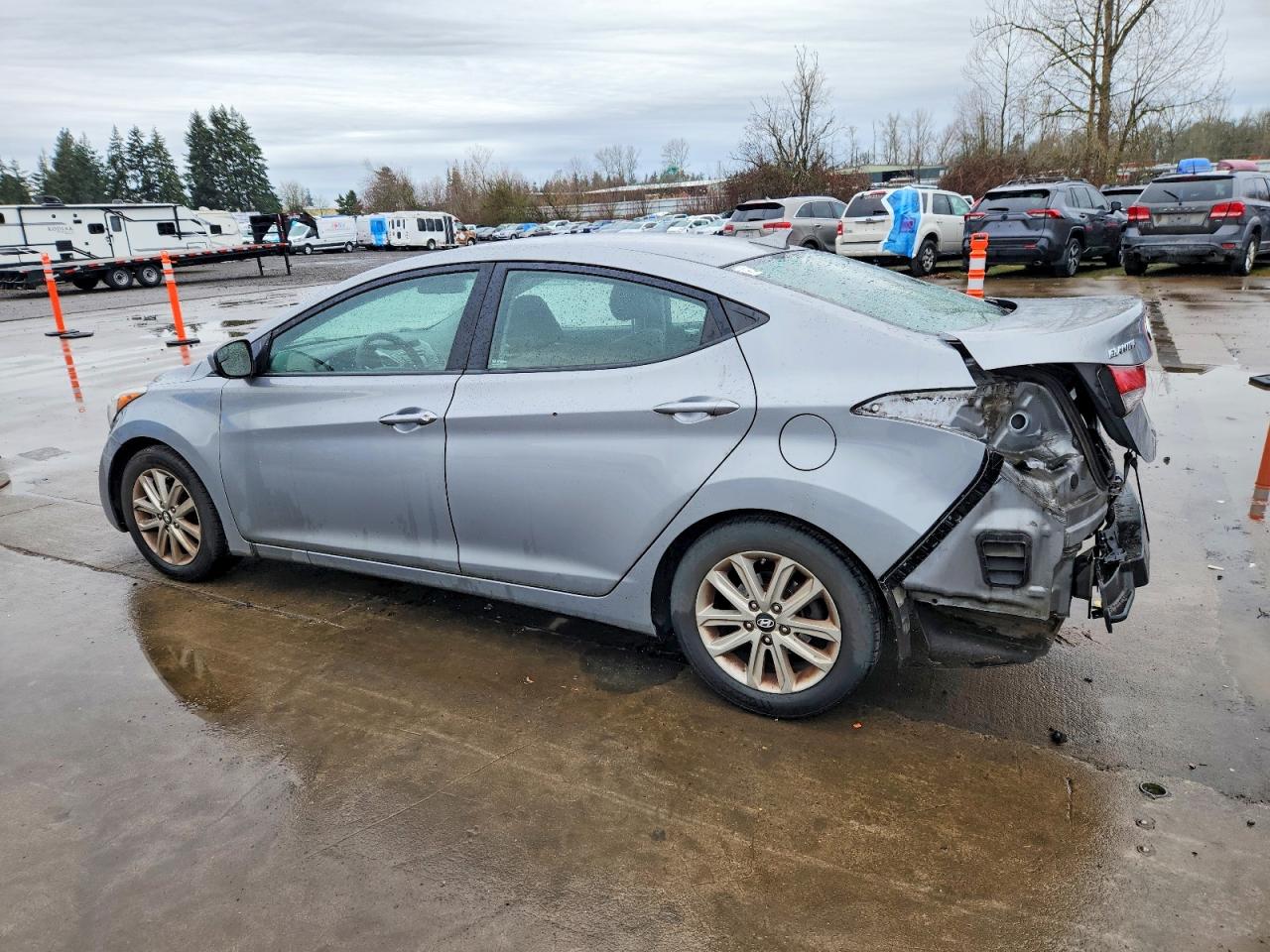 2015 HYUNDAI ELANTRA SE photo 3
