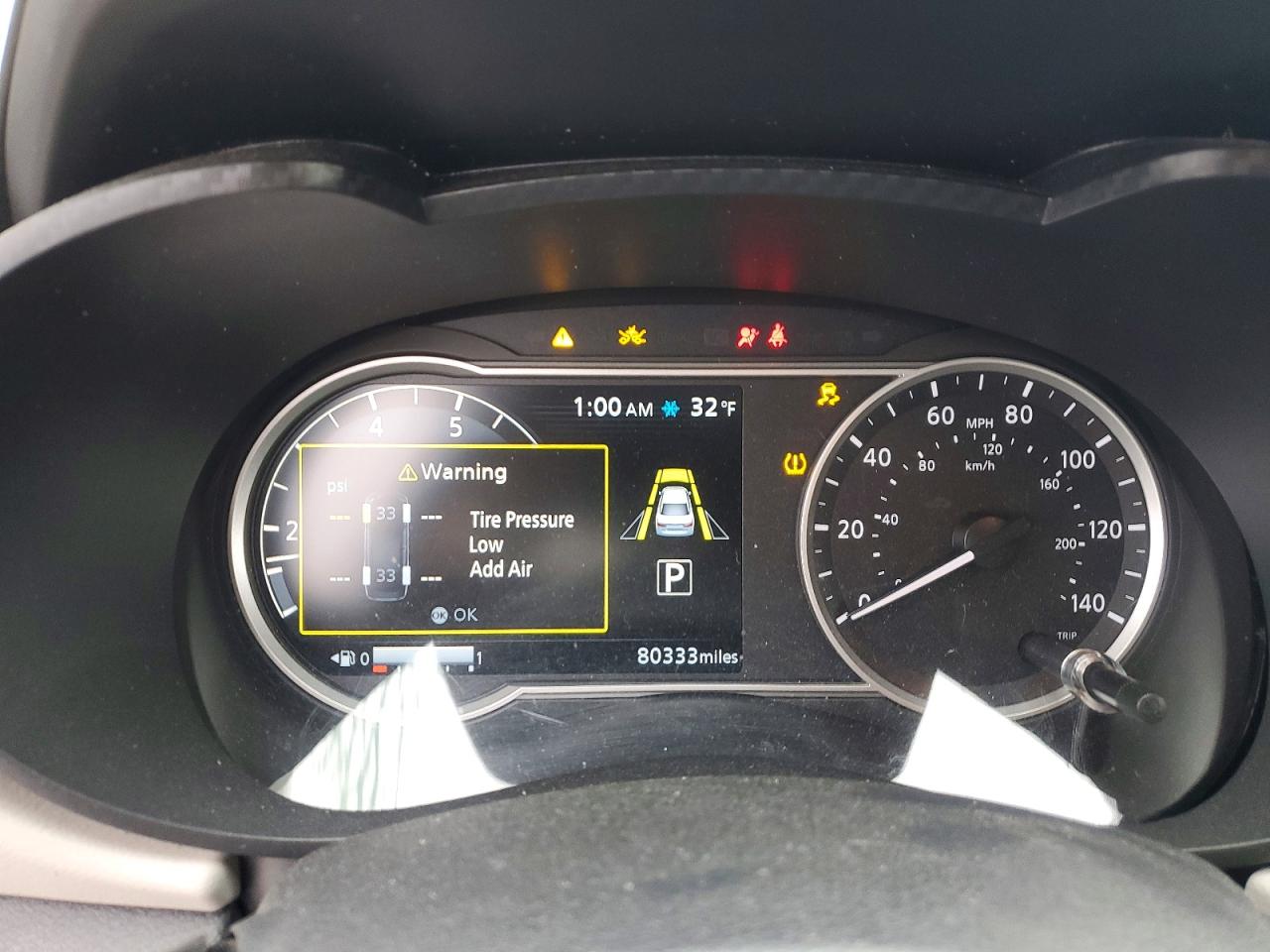 2021 NISSAN VERSA SV photo 17