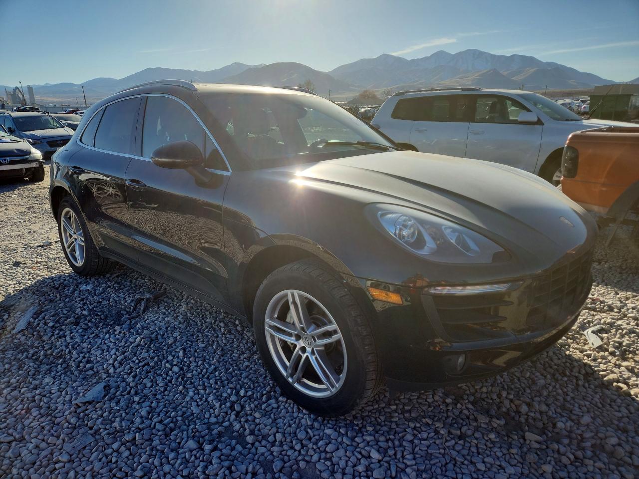 2015 PORSCHE MACAN S photo 4
