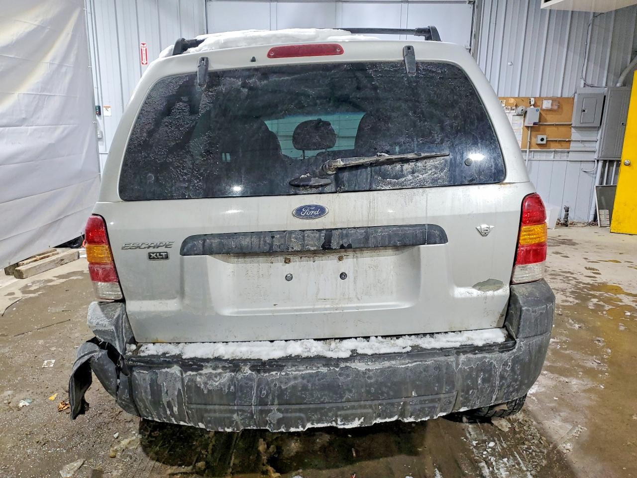 2006 FORD ESCAPE XLT photo 11